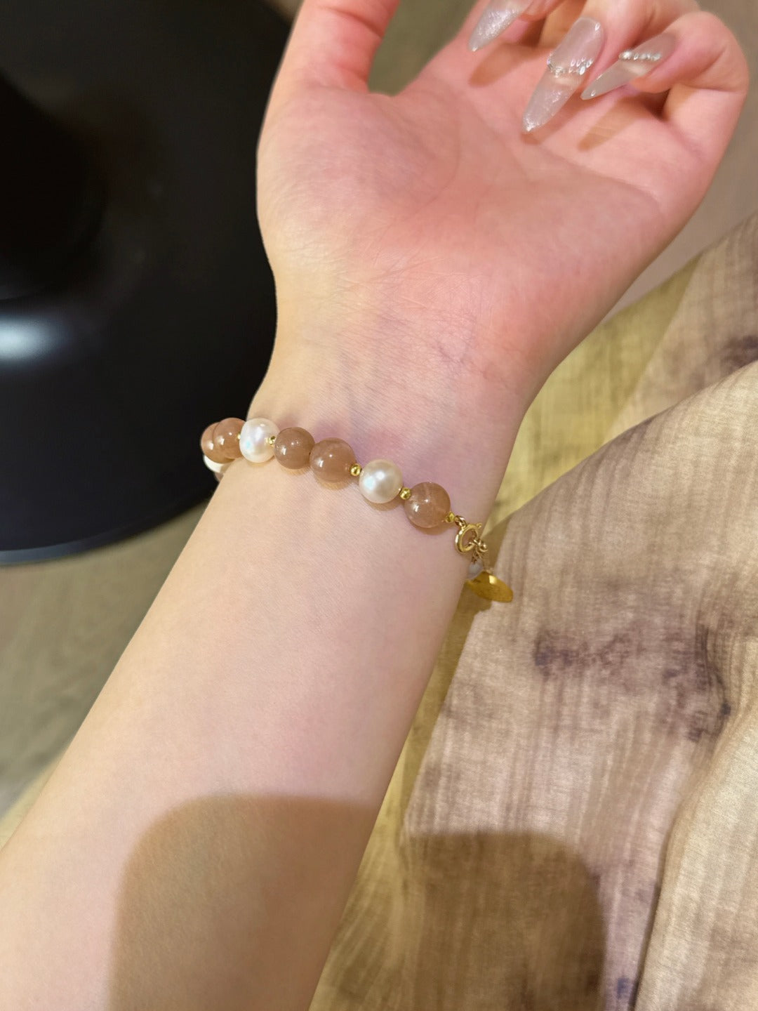 ▪️ Sun stone shell bead bracelet